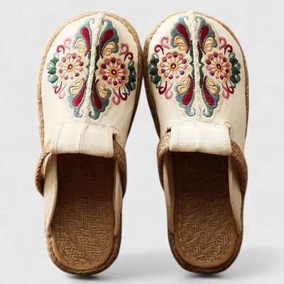 Marousse | Bequeme handgefertigte florale Mules