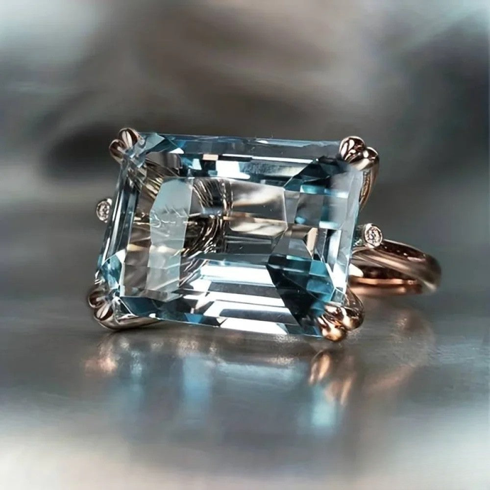 Klassischer Vintage Blau Zirkonia Ring