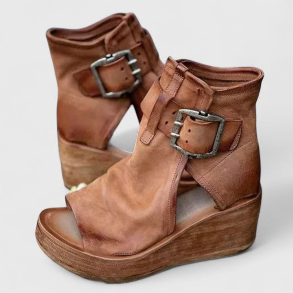 Jess | Orthopädische Keilsandalen