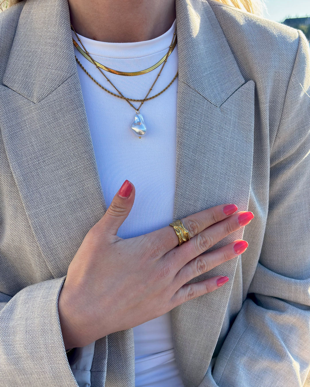 Jaylinette | Großer Ring 18K Gold