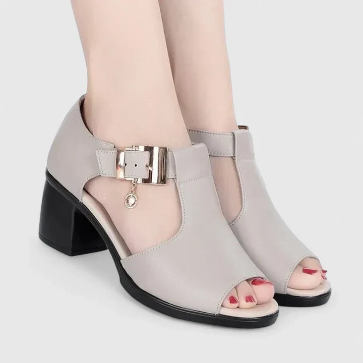 Lyzanne | Elegante Sandalen