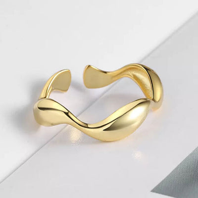 Carisseya | Wellenring 18K Gold