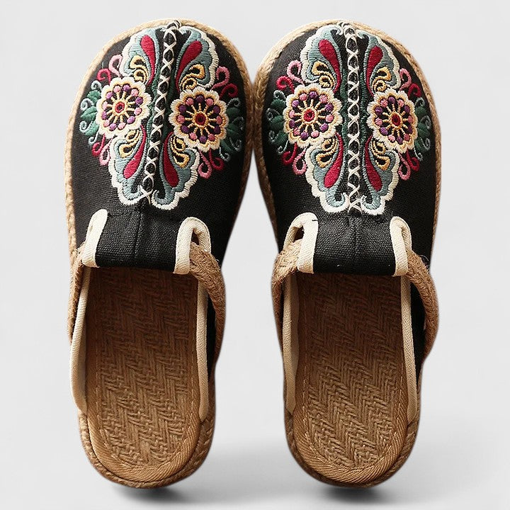 Marousse | Bequeme handgefertigte florale Mules