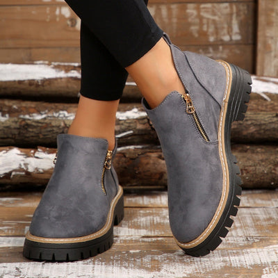 Thalyanna | Orthopädische Stiefel