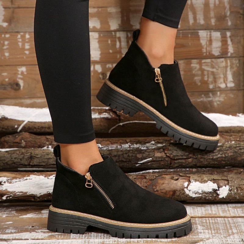 Thalyanna | Orthopädische Stiefel