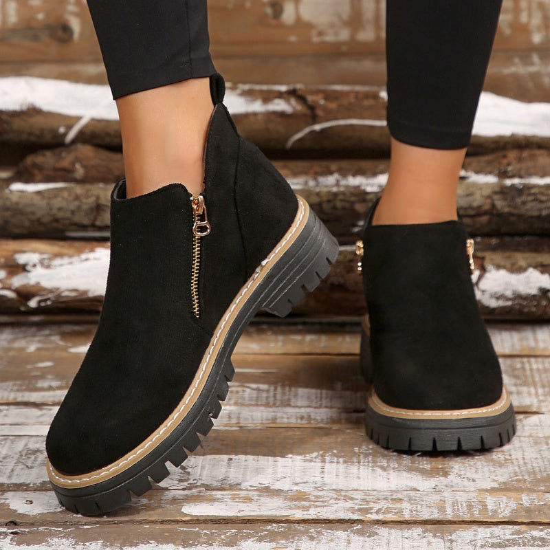 Thalyanna | Orthopädische Stiefel