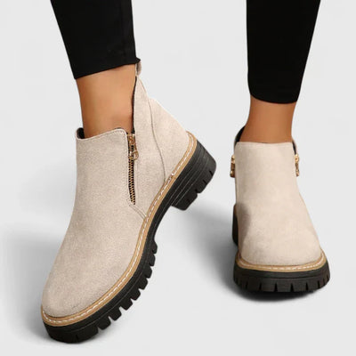 Thalyanna | Orthopädische Stiefel